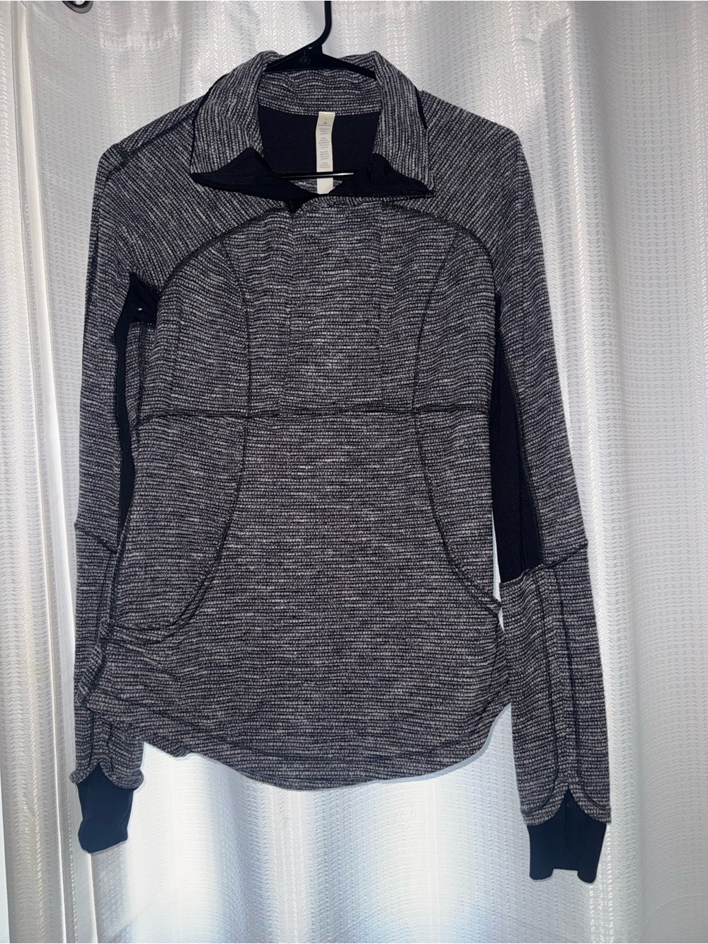 Lululemon Jacket Gray Black Size 8 Womens Sweater